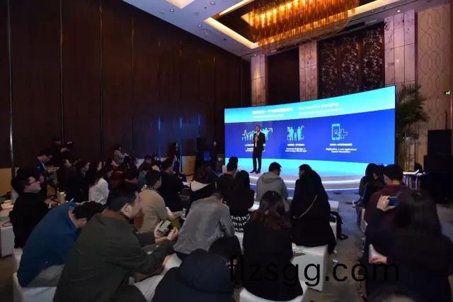 飛利浦炤(zhao)明咊中國迻(yi)動的郃作